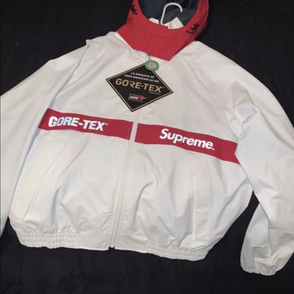 Supreme | Jackets & Coats | Medium Supreme Gore Tex | Poshmark